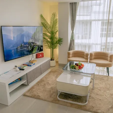 The Kris Cozy 2-Bedrooms Apartment Patong Exterior photo