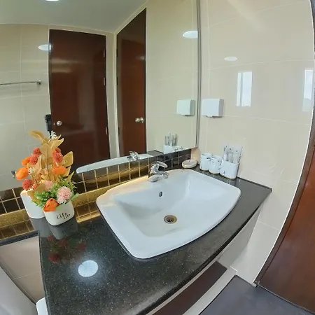 The Kris Cozy 2-Bedrooms Apartment Patong Exterior photo